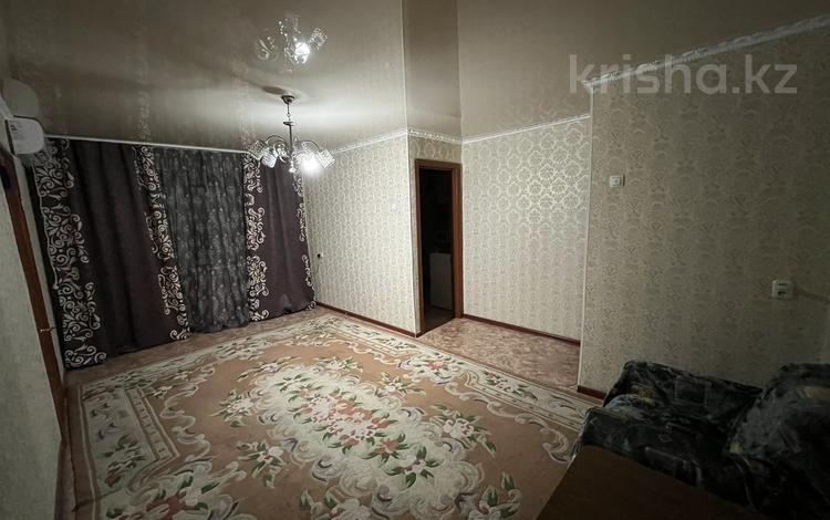 2-комнатная квартира, 40 м², 3/4 этаж помесячно, Сейфуллина 17 — Абая