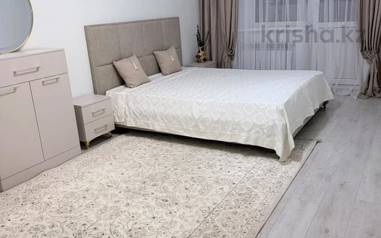 3-комнатная квартира · 70 м² · 8/12 этаж, Жакып Омаров 150 за 36.5 млн ₸ в Астане, р-н Байконур — фото 2