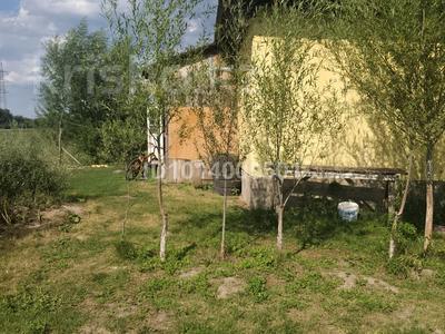 Отдельный дом · 5 комнат · 120 м² · 10 сот., Райымбек 146Б — Трассаға жақын, мектеп больница жақын жерде орналасқан за 35 млн ₸ в Кызылту