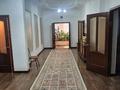 Отдельный дом · 4 комнаты · 220 м² · 10 сот., мкр Кокарна, 2 улица 44 за 35 млн ₸ в Атырау — фото 6