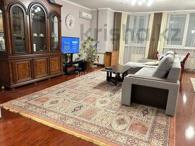 2-бөлмелі пәтер · 81 м² · 8/14 қабат, Хусаинова 225 — Рядом Мегой, бағасы: 350 000 ₸ в Алматы, Бостандыкский р-н