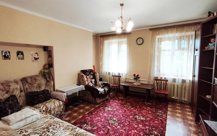 2-бөлмелі пәтер · 49.7 м² · 2/4 қабат, мкр Новый Город, Абая 34, бағасы: 23 млн ₸ в Караганде, Казыбек би р-н — фото 2