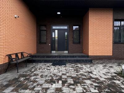 Отдельный дом · 5 комнат · 240 м² · 8 сот., ул. Сайыма Балмуканова 64 за 260 млн 〒 в Алматы, Бостандыкский р-н