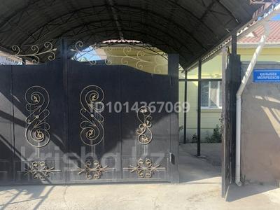 Отдельный дом · 6 комнат · 175.3 м² · 8 сот., Мейірбекова 10 А — Казиева за 50 млн ₸ в Шымкенте, Аль-Фарабийский р-н