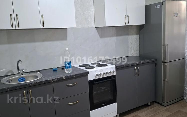 1-бөлмелі пәтер · 43 м² · 2/5 қабат, Айнабұлақ-4 ш/а. 168, бағасы: 200 000 ₸ в Алматы, Жетысуский р-н — фото 26