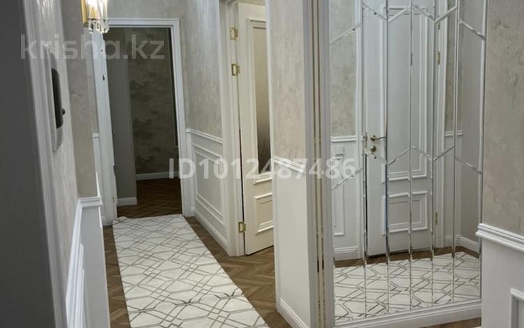 2-бөлмелі пәтер · 59 м² · 11/12 қабат, Нажимеденова 23, бағасы: 44.8 млн ₸ в Астане, Сарайшык р-н — фото 2