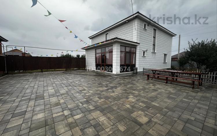 Дом · 5 комнат · 220 м², Райымбек батыра 90 за 60 000 ₸ в Актобе, жилой массив Акжар-2 — фото 19