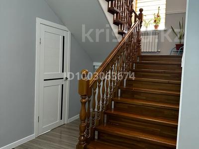 Дом · 5 комнат · 220 м², Райымбек батыра 90 за 60 000 ₸ в Актобе, жилой массив Акжар-2