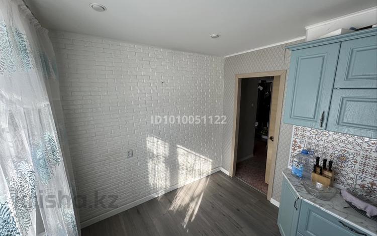 2-бөлмелі пәтер · 50.5 м² · 1/10 қабат, 8 микрорайон 95 — Авто комплекс Атаман, бағасы: 11.5 млн ₸ в Темиртау — фото 2