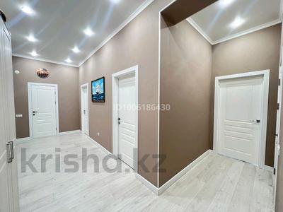 4-комнатная квартира · 122 м² · 1/5 этаж, 16-й мкр 79 за 45 млн 〒 в Актау