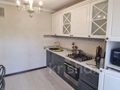 2-комнатная квартира · 51 м² · 4/5 этаж, мкр Мамыр-1 за 38 млн ₸ в Алматы, Ауэзовский р-н