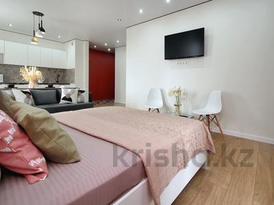1-комнатная квартира · 45 м² · 5/15 этаж, Райымбека 210/7 — По Ауезова ниже Гоголя за 16 000 ₸ в Алматы, Алмалинский р-н