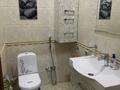 2-комнатная квартира · 100 м² · 7/8 этаж, мкр Комсомольский, ЖК Триумфальный Кабанбай батыра 13 за 450 000 ₸ в Астане, Есильский р-н — фото 8