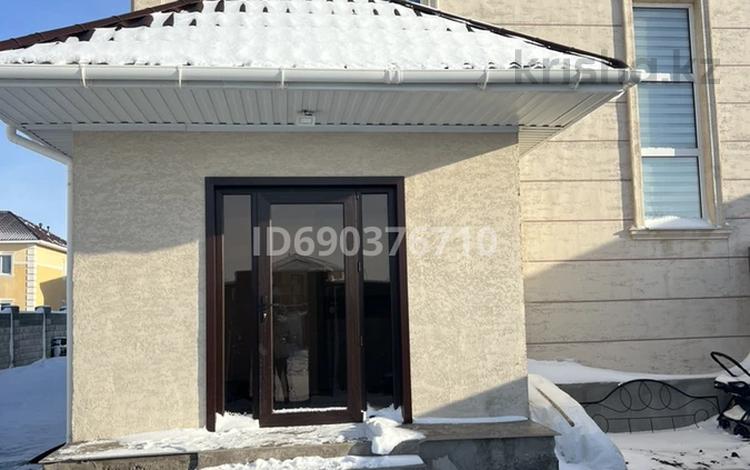 Часть дома • 1 комната • 200 м² • 5 сот., Е-805 — Мкр. Уркер за 47 млн 〒 в Астане, Нура р-н — фото 2