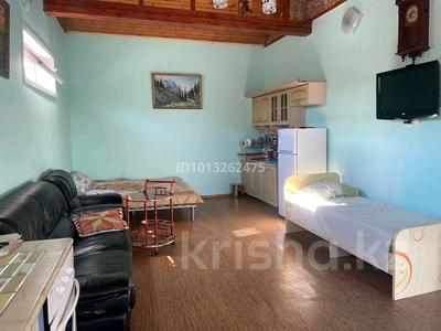 Дача · 1 комната · 40 м², Квартал Ветеранов 12А — Кафе шатер улыбка за 23 000 ₸ в Балхаше