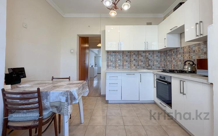3-комнатная квартира · 65 м² · 3/5 этаж, Шашкина за 64 млн ₸ в Алматы, Медеуский р-н — фото 6