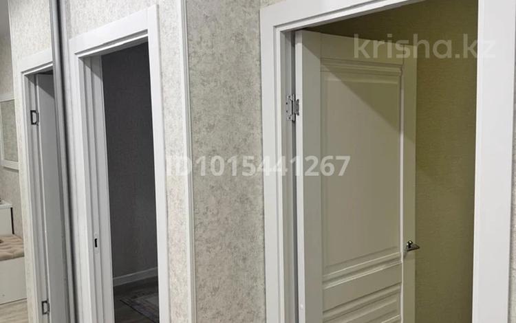3-комнатная квартира · 74 м² · 3/5 этаж, 12-й мкр 13 за 26 млн ₸ в Актау — фото 2