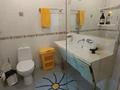 5-комнатная квартира · 160 м² · 7/9 этаж, Достык 12 за 900 000 ₸ в Алматы, Медеуский р-н — фото 57