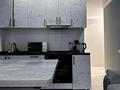 2-комнатная квартира, 50 м², 3/13 этаж помесячно, проспект Абая 165 — Тургут Озала за 370 000 〒 в Алматы, Алмалинский р-н — фото 5