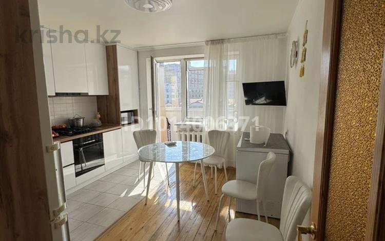 2-бөлмелі пәтер · 79.5 м² · 5/5 қабат, Уалиханова 46, бағасы: 35 млн ₸ в Петропавловске — фото 2