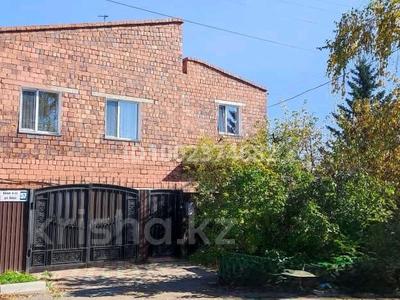 Жеке үй · 6 бөлме · 218.2 м² · 10 сот., Абая 57, бағасы: 43 млн ₸ в Аксу