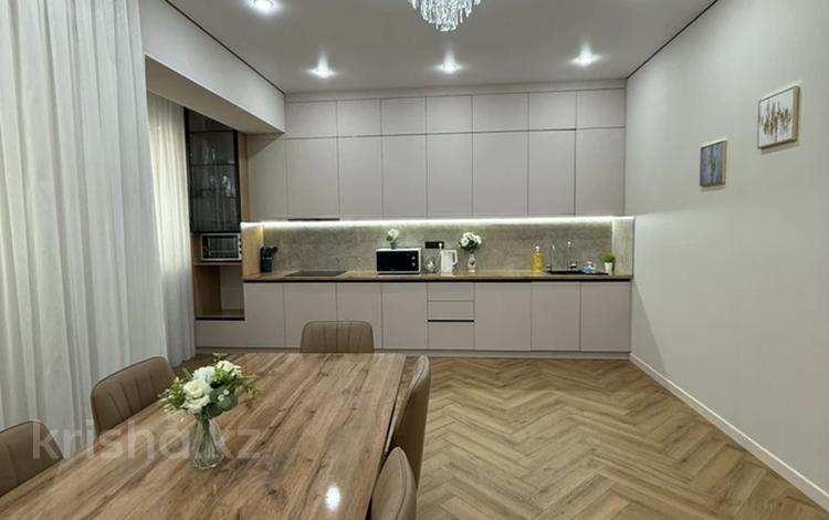 3-комнатная квартира · 113 м² · 3/6 этаж, 12-й мкр 16 за 51.9 млн ₸ в Актау — фото 2
