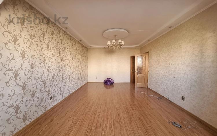 3-комнатная квартира, 93 м², 2/5 этаж, мкр Нурсат за 34.5 млн 〒 в Шымкенте, Каратауский р-н — фото 4