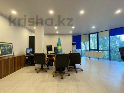 Кеңселер, кабинеттер және жұмыс орындары · 90 м², бағасы: 405 000 ₸ в Алматы