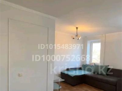 3-комнатная квартира · 60 м² · 4/5 этаж, Мкр Самал 45а за 150 000 ₸ в Талдыкоргане, мкр Самал