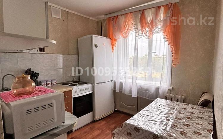 3-бөлмелі пәтер · 41.8 м² · 5/5 қабат, 16-шағынаудан, Майкудук, 16й микрорайон 2а, бағасы: 10 млн ₸ в Караганде, Алихана Бокейханова р-н — фото 11