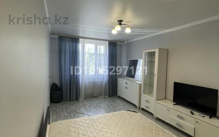 1-комнатная квартира · 48 м² · 3/12 этаж, Жангельдина 28/7 за 330 000 ₸ в Алматы, Медеуский р-н — фото 2
