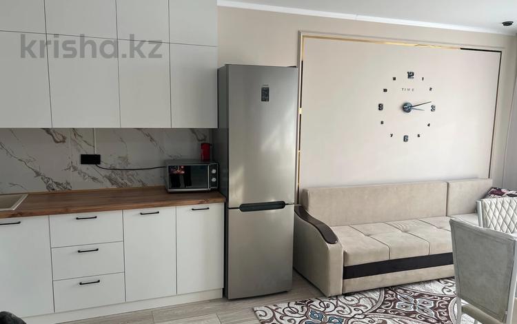 3-комнатная квартира · 68 м² · 8/9 этаж, мкр Думан-2 25 за 300 000 ₸ в Алматы, Медеуский р-н — фото 2