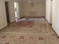 Отдельный дом · 6 комнат · 260 м² · 10 сот., Молдагулова 42 — Центральная за 18 млн ₸ в Кызылтобе — фото 8