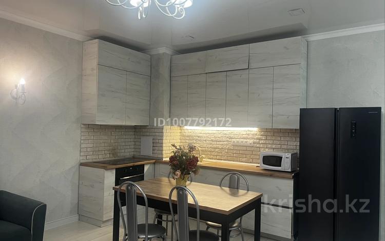 2-комнатная квартира · 55 м² · 2/17 этаж, Навои 208 — Рыскулбекова за 350 000 ₸ в Алматы, Бостандыкский р-н — фото 25