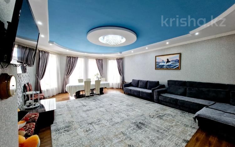 Отдельный дом · 5 комнат · 325.7 м² · 11 сот., 63-й квартал 7 за 95 млн ₸ в Костанае, Костанай-2 — фото 2