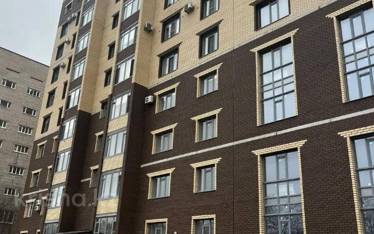 4-бөлмелі пәтер · 142 м² · 1/9 қабат, мкр 8, Молдагуловой, бағасы: 39.9 млн ₸ в Актобе — фото 14