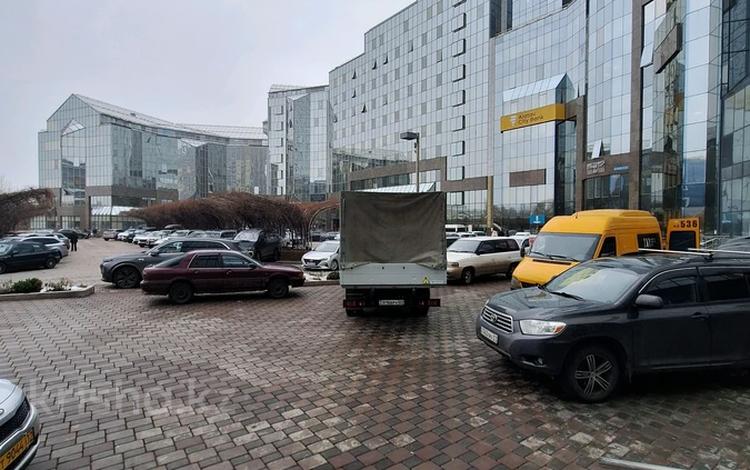 Свободное назначение, офисы, магазины и бутики, склады, общепит, салоны красоты, бани, гостиницы и зоны отдыха, фитнес и спорт, медцентры и аптеки, образование, развлечения, конференц-залы, кабинеты и рабочие места, студии · 152 м² за ~ 2.4 млн ₸ в Алматы, Бостандыкский р-н — фото 2
