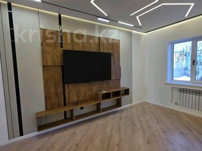 2-комнатная квартира · 55 м² · 2/5 этаж, мкр Север 41 — 46 школа за 200 000 ₸ в Шымкенте, Аль-Фарабийский р-н