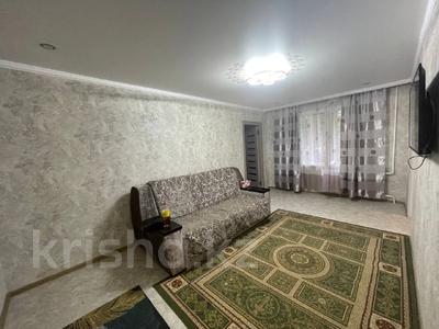 2-комнатная квартира, 46 м², 1/5 этаж, Мкр Достык 22 за 14.5 млн 〒 в Талдыкоргане