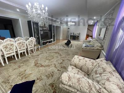 Жеке үй · 8 бөлме · 260 м² · 12 жүзд., Тулкибас 9 — Түлкібас, бағасы: 150 млн ₸ в Астане, Алматы р-н
