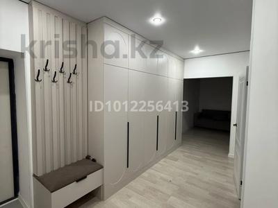 2-комнатная квартира · 70 м² · 11/14 этаж, Тлендиева 38 за 300 000 ₸ в Астане, Сарыарка р-н