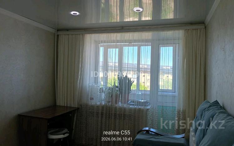 2-комнатная квартира · 47 м² · 4/5 этаж, 3 микрорайон 10 дом — Садик акку, рынок, бассейн, супермаркет не далеко за 8 млн ₸ в Абай — фото 2