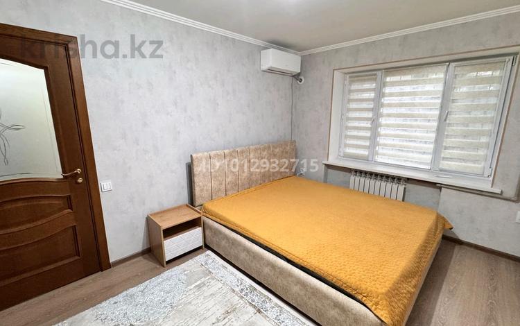 1-комнатная квартира · 35 м² · 1/4 этаж, Момышулы 8б за 160 000 ₸ в Шымкенте, Аль-Фарабийский р-н — фото 2