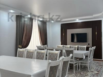 Отдельный дом · 5 комнат · 310 м² · 3.5 сот., Джамбула за 52.5 млн 〒 в Актобе, мкр. Курмыш