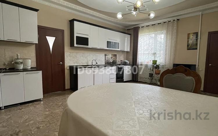 Часть дома · 4 комнаты · 180.6 м² · 6 сот., мкр Новый Город, Терешковой за 51 млн ₸ в Караганде, Казыбек би р-н — фото 2