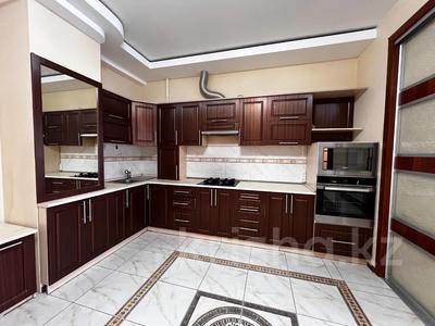 3-бөлмелі пәтер · 164 м² · 1/7 қабат, Толстого 40, бағасы: 68 млн ₸ в Костанае