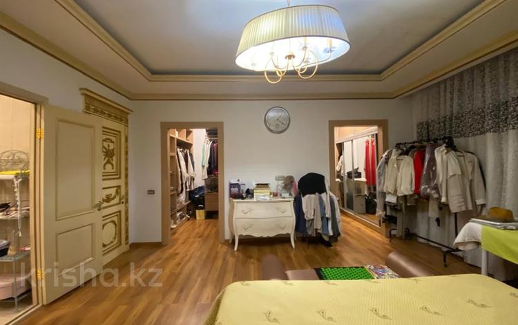 4-комнатная квартира · 250 м² · 1/3 этаж, Мусабаева 19 — Аскарова за 135 млн ₸ в Алматы, Бостандыкский р-н — фото 11