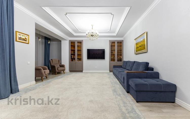 4-комнатная квартира · 176 м² · 6/10 этаж, Айтеке би 16 — Мухамедханова за 83.5 млн 〒 в Астане, Нура р-н — фото 2