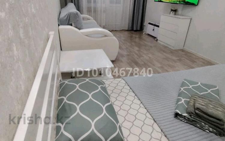 1-комнатная квартира · 38 м² · 2 этаж, 4 микрорайон за 13 000 ₸ в Аксае — фото 2