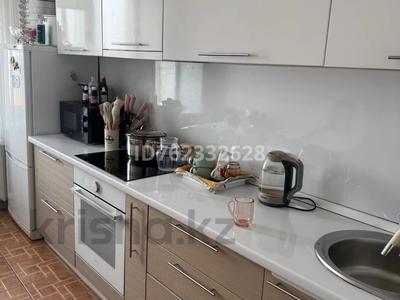 3-бөлмелі пәтер · 64 м² · 7/10 қабат, Баймульдина 5 — Парковая, бағасы: 26 млн ₸ в Павлодаре